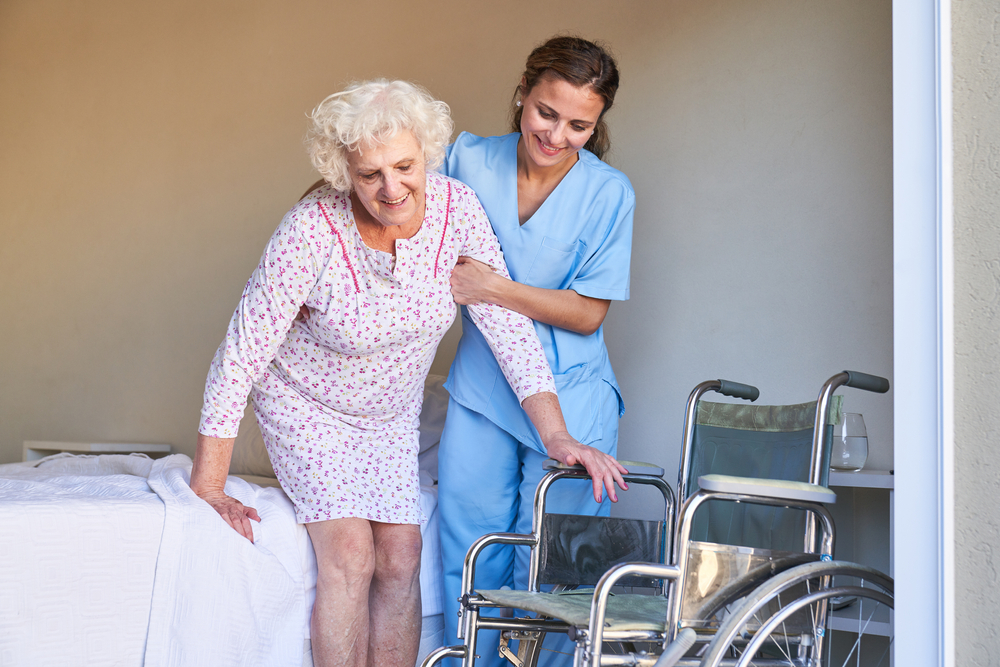 Mobility Assistance at Home: Practical Tips for Family Caregivers